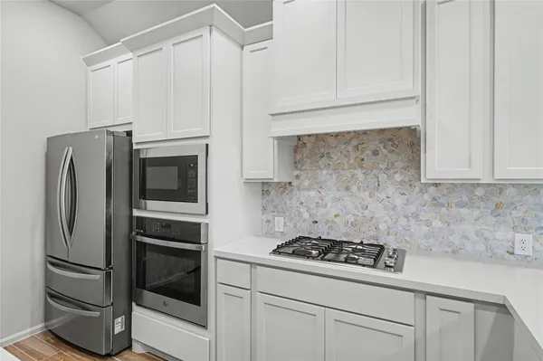 $2,600 | 31527 Splitting Willow Lane, Fulshear, TX 77441