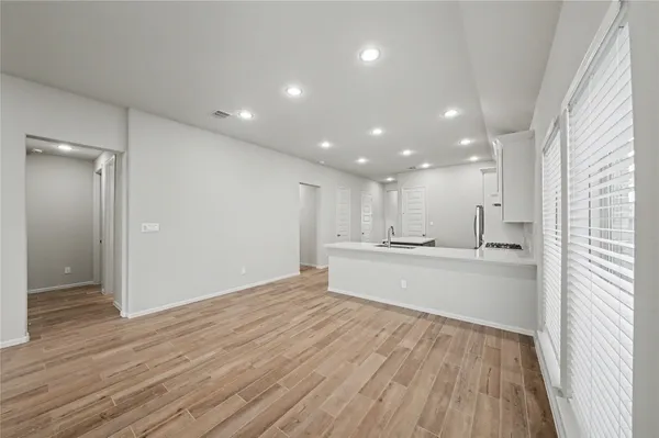 $2,600 | 31527 Splitting Willow Lane, Fulshear, TX 77441