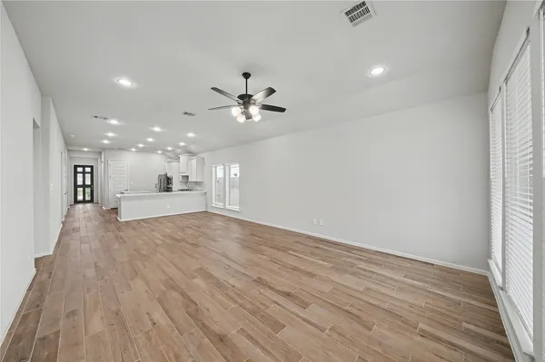 $2,600 | 31527 Splitting Willow Lane, Fulshear, TX 77441