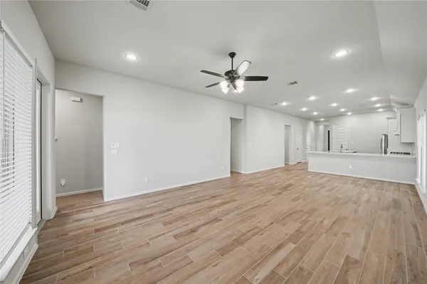 $2,600 | 31527 Splitting Willow Lane, Fulshear, TX 77441