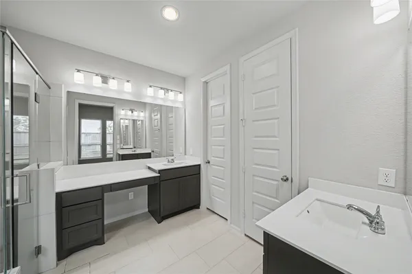 $2,600 | 31527 Splitting Willow Lane, Fulshear, TX 77441