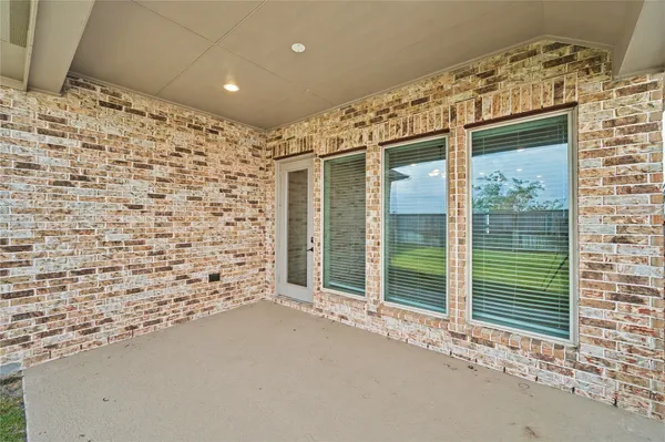 $2,600 | 31527 Splitting Willow Lane, Fulshear, TX 77441