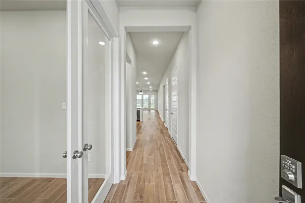 $2,600 | 31527 Splitting Willow Lane, Fulshear, TX 77441