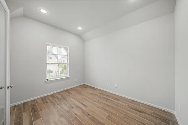 $2,600 | 31527 Splitting Willow Lane, Fulshear, TX 77441