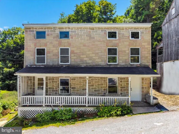 $1,200 | 60 Irish Lane, Coatesville, PA 19320