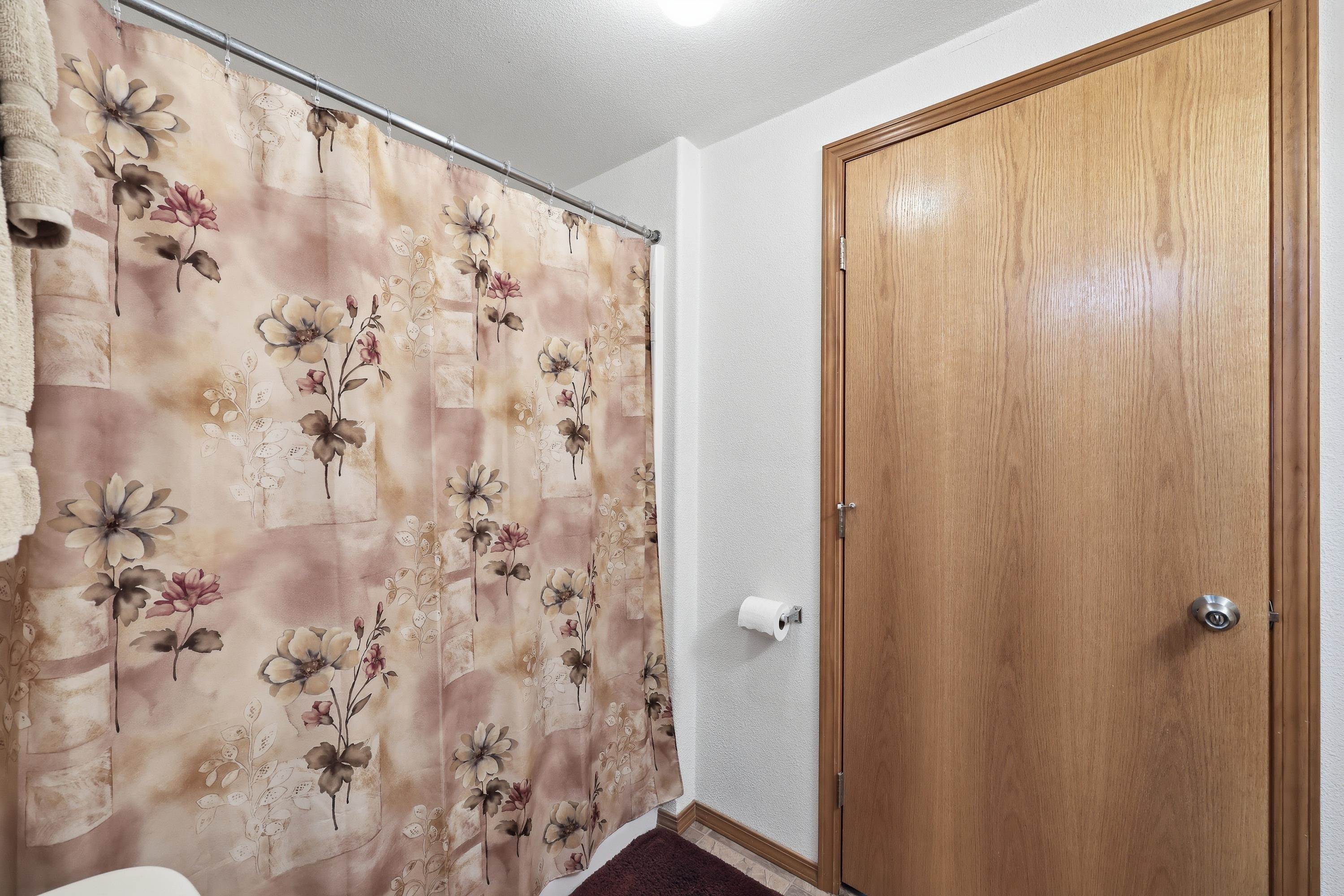 10017 South Stevens Creek Road Valleyford, WA 99036 - Photo 18 of 46