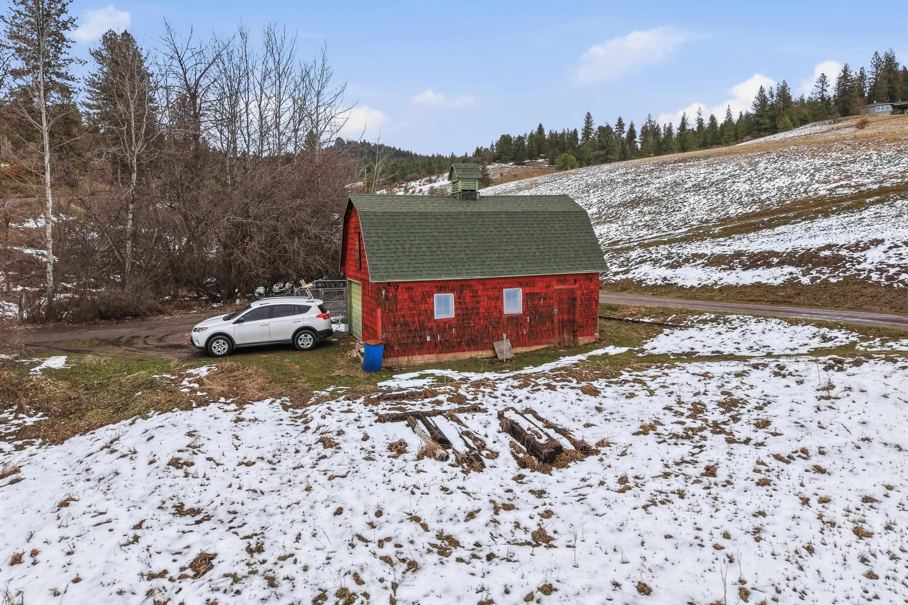 10017 South Stevens Creek Road Valleyford, WA 99036 - Photo 29 of 46