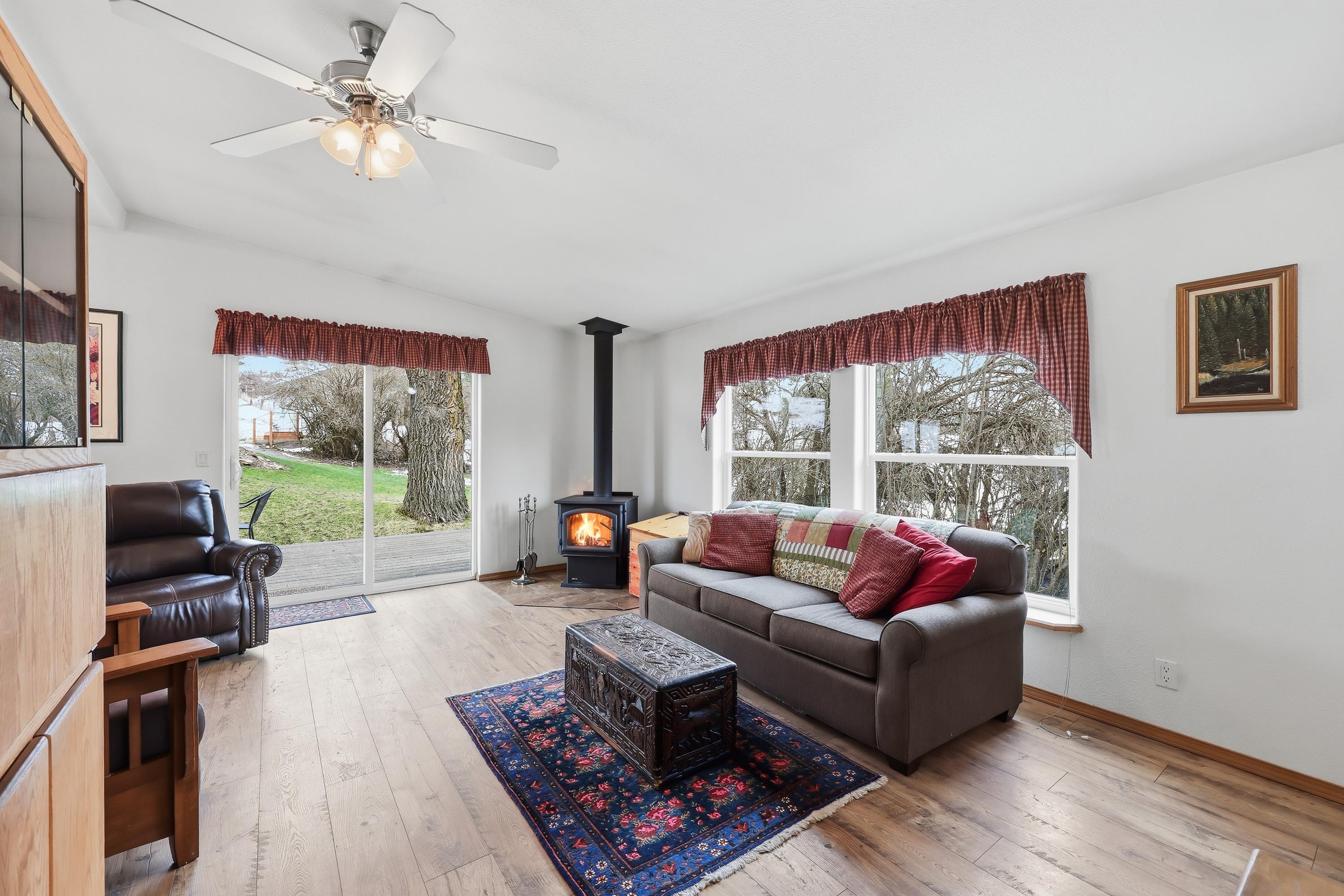 10017 South Stevens Creek Road Valleyford, WA 99036 - Photo 7 of 46