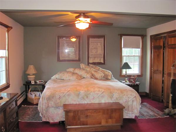 393 Old Farm Road Franklin, MA 02038 - Photo 12 of 27 Gallery Image 12