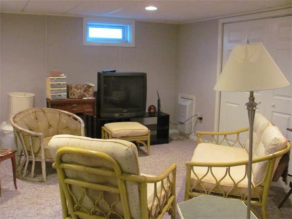 393 Old Farm Road Franklin, MA 02038 - Photo 26 of 27 Gallery Image 26