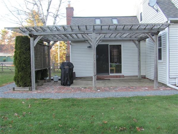 393 Old Farm Road Franklin, MA 02038 - Photo 4 of 27 Gallery Image 4