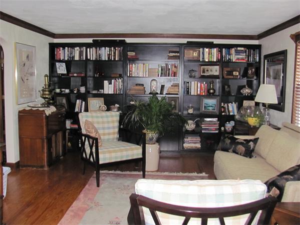 393 Old Farm Road Franklin, MA 02038 - Photo 6 of 27 Gallery Image 6