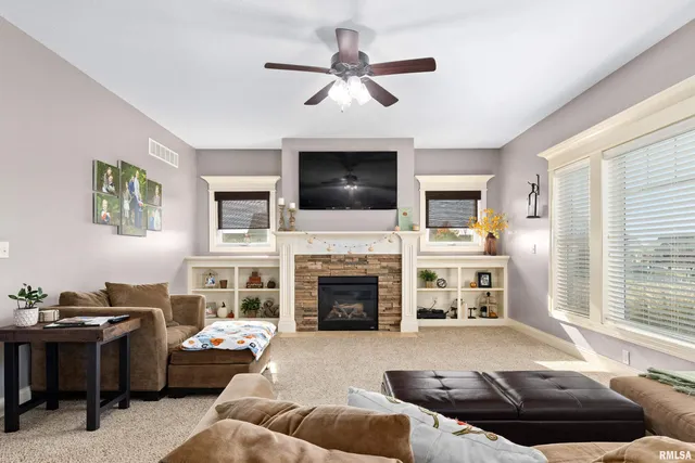 $524,900 | 1700 Kensington Drive, Washington, IL 61571