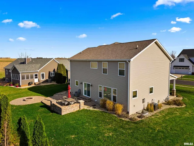 $524,900 | 1700 Kensington Drive, Washington, IL 61571