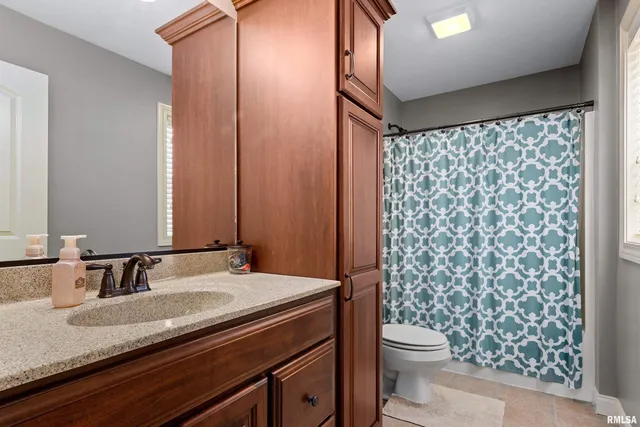 $524,900 | 1700 Kensington Drive, Washington, IL 61571