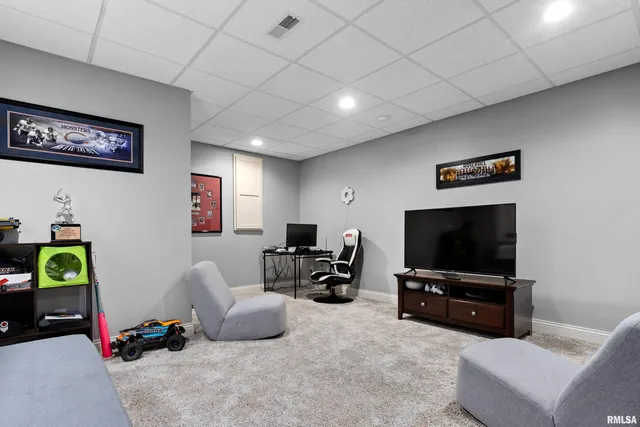 $524,900 | 1700 Kensington Drive, Washington, IL 61571