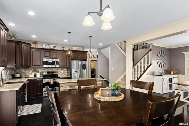 $524,900 | 1700 Kensington Drive, Washington, IL 61571