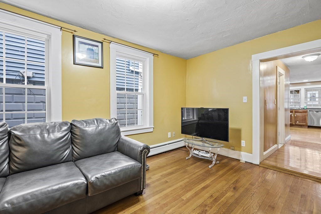 89 Florence Street Everett, MA 02149 - Photo 7 of 16 Gallery Image 7