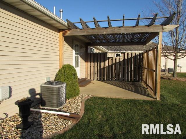 124 West Cruger Road Washington, IL 61571 - Photo 34 of 36 Gallery Image 34