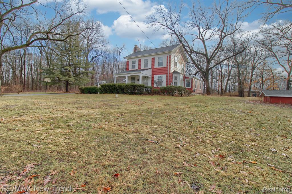 2470 Chilson Road Howell, MI 48843 - Photo 2 of 45 Gallery Image 2