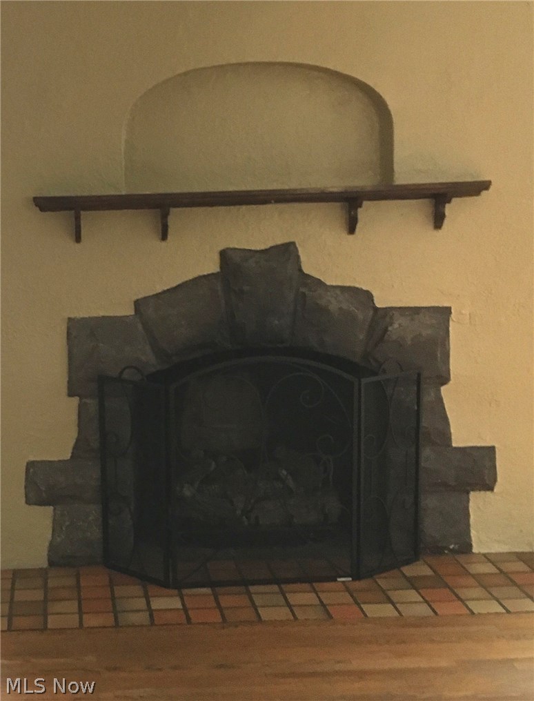 2404 Dysart Road Cleveland, OH 44118 - Photo 4 of 19 Gallery Image 4