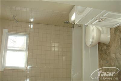 2446 Lavelle Road Flint, MI 48504 - Photo 10 of 11 20144265-9.JPG