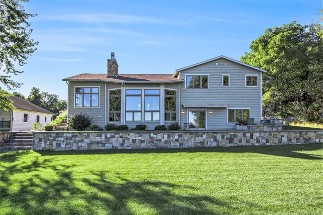 $1,050,000 | 22533 Davis Drive, Vicksburg, MI 49097