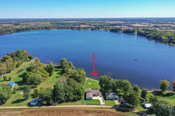 $975,000 | 22533 Davis Drive, Three Rivers, MI 49093