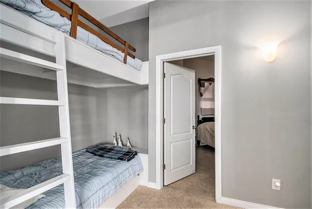 $1,050,000 | 22533 Davis Drive, Vicksburg, MI 49097