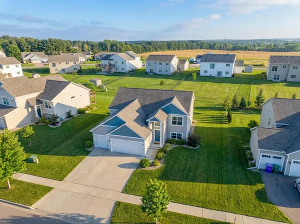 $419,795 | 334 Cypress Street, Somerset, WI 54025