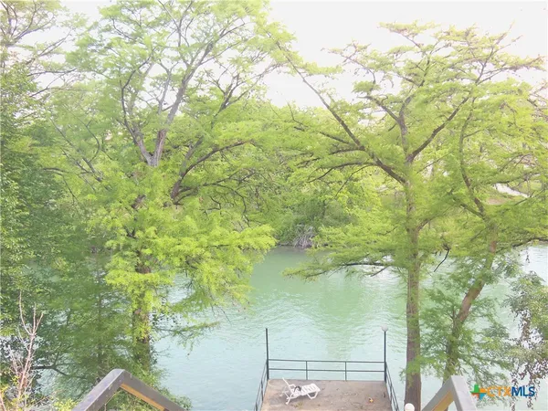 $1,200 | 1641 Kuehler Avenue, Unit 11, New Braunfels, TX 78130