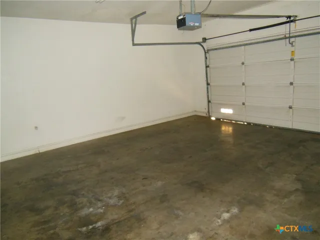 $1,400 | 1641 Kuehler Avenue, Unit 11, New Braunfels, TX 78130