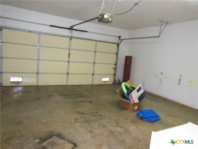 $1,400 | 1641 Kuehler Avenue, Unit 11, New Braunfels, TX 78130