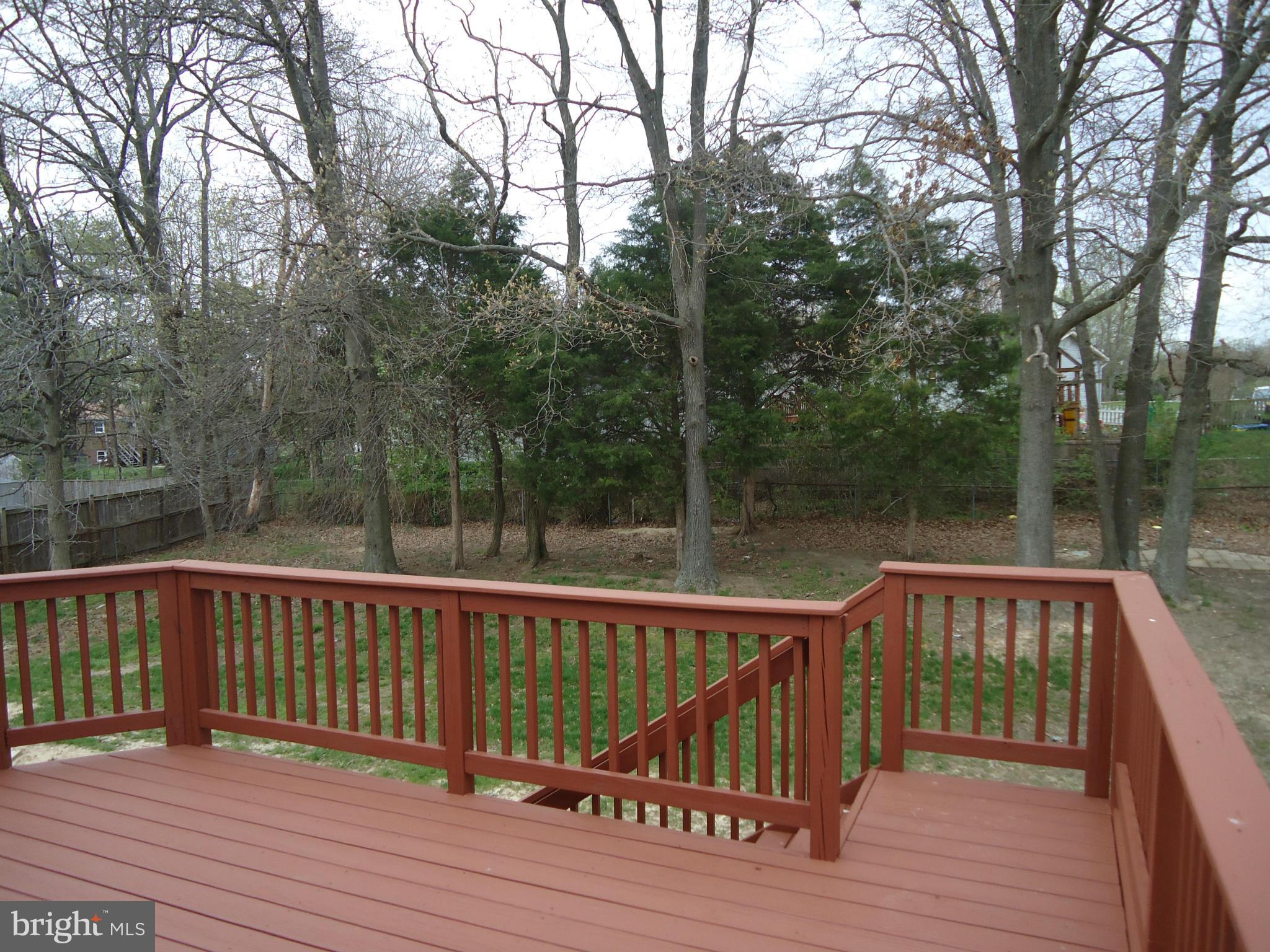 12062 Pierce Road Waldorf, MD 20601 - Photo 5 of 27 backyard
