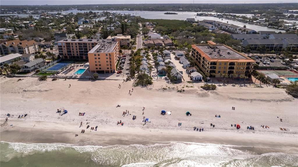 122 10th Avenue North Indian Rocks Beach, FL 33785 - Photo 15 of 52