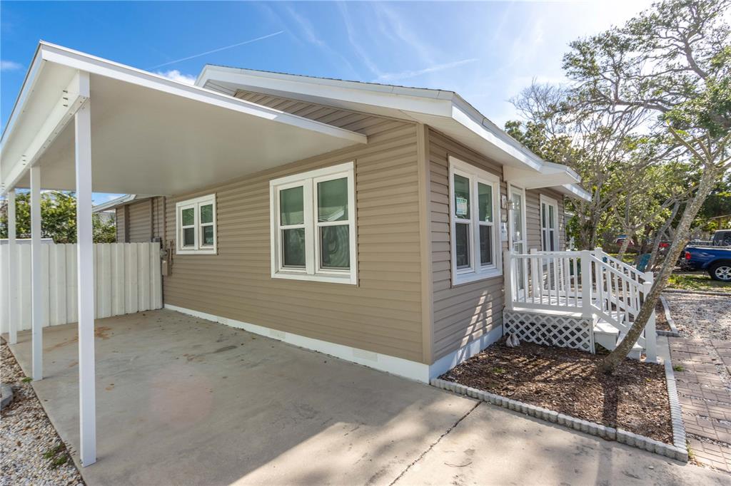 122 10th Avenue North Indian Rocks Beach, FL 33785 - Photo 19 of 52