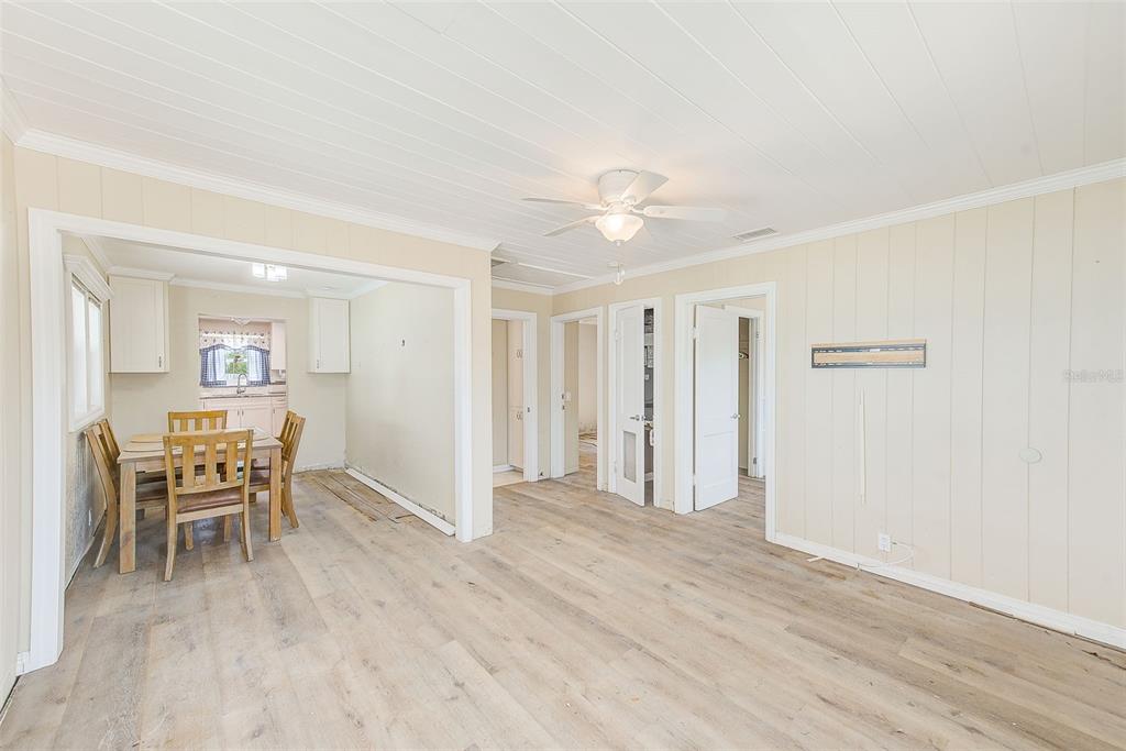 122 10th Avenue North Indian Rocks Beach, FL 33785 - Photo 22 of 52