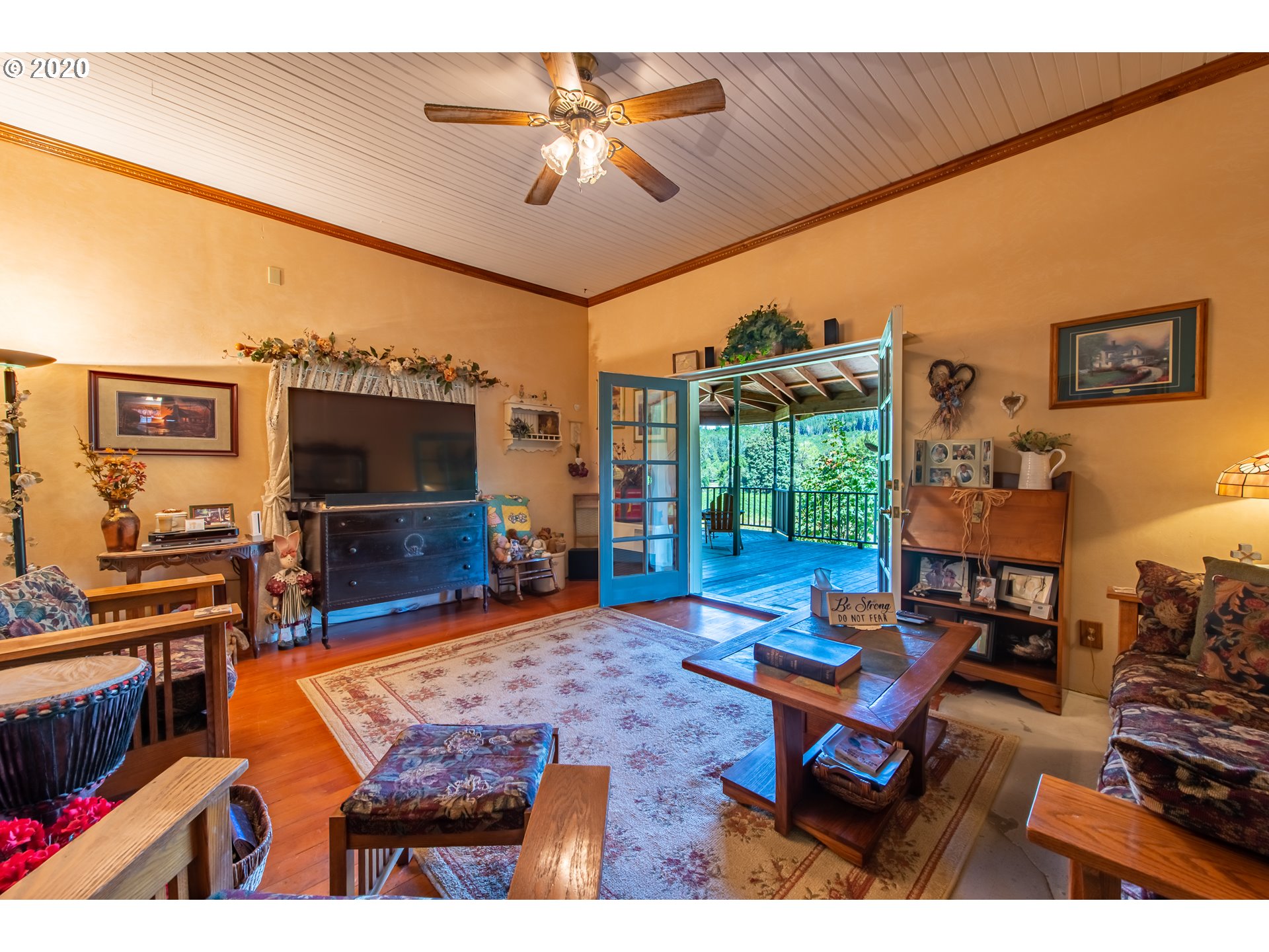 56218 Weekly Creek Road Myrtle Point, OR 97458 - Photo 12 of 32 Gallery Image 12