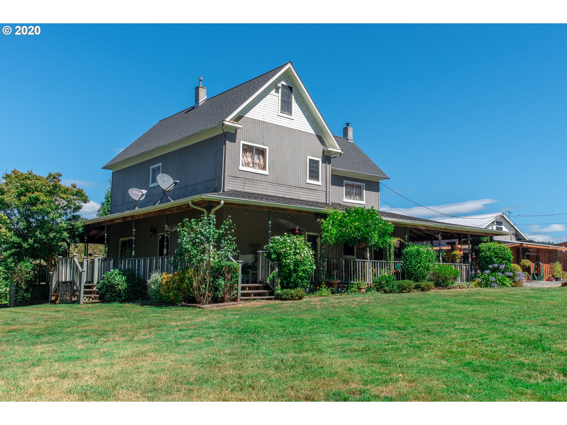 56218 Weekly Creek Road Myrtle Point, OR 97458 - Photo 3 of 32 Gallery Image 3