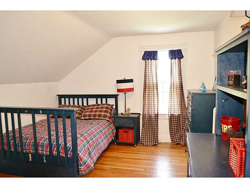 114 Alfred Drowne Road Barrington, RI 02806 - Photo 17 of 17 Bedroom.