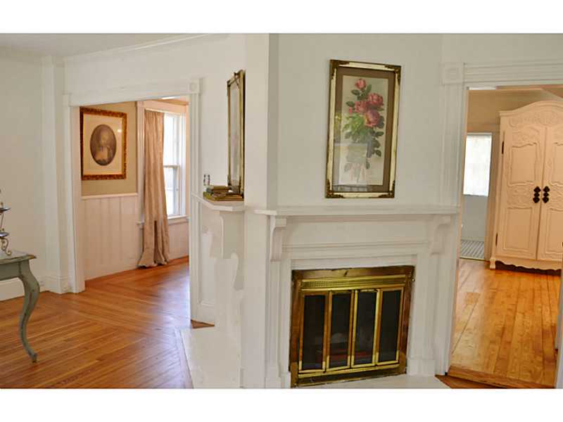 114 Alfred Drowne Road Barrington, RI 02806 - Photo 4 of 17 Exterior Front.