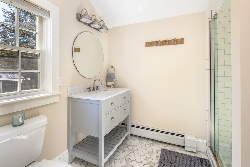 81 Aucoot Road Mattapoisett, MA 02739 - Photo 22 of 41