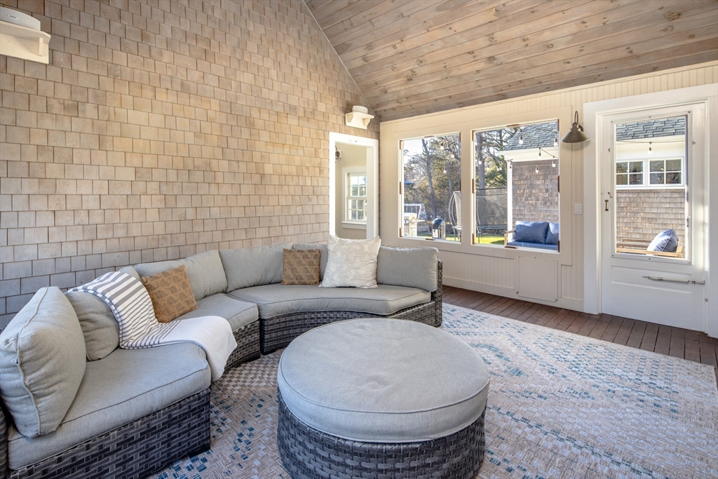 81 Aucoot Road Mattapoisett, MA 02739 - Photo 33 of 41