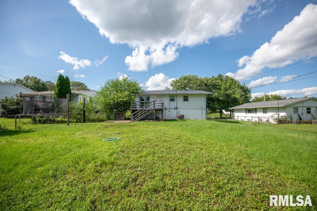 428 Joliet Road Marquette Heights, IL 61554 - Photo 8 of 37 Gallery Image 8