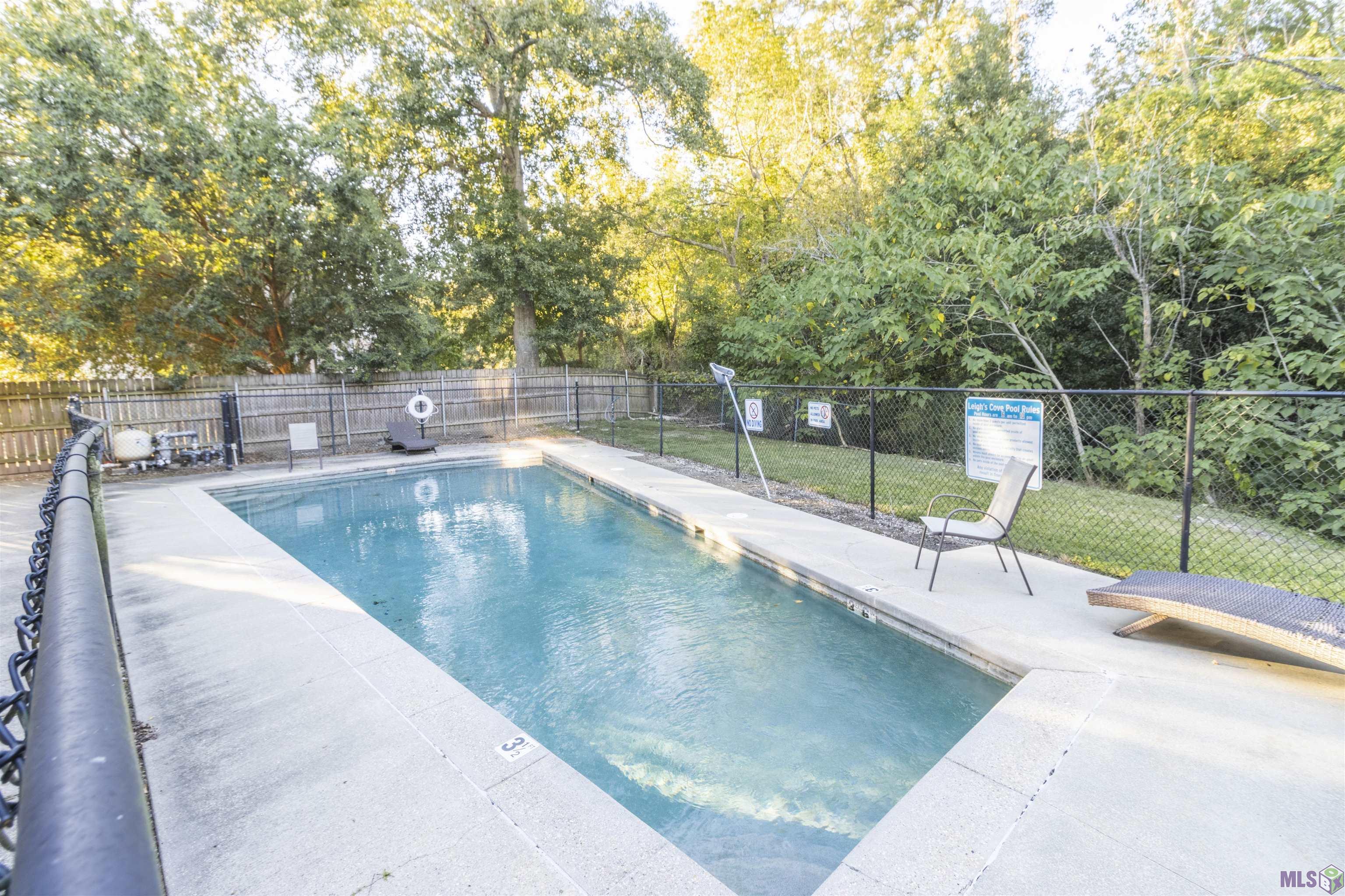 5167 Etta Street, Unit 9F Baton Rouge, LA 70820 - Photo 21 of 24 Pool