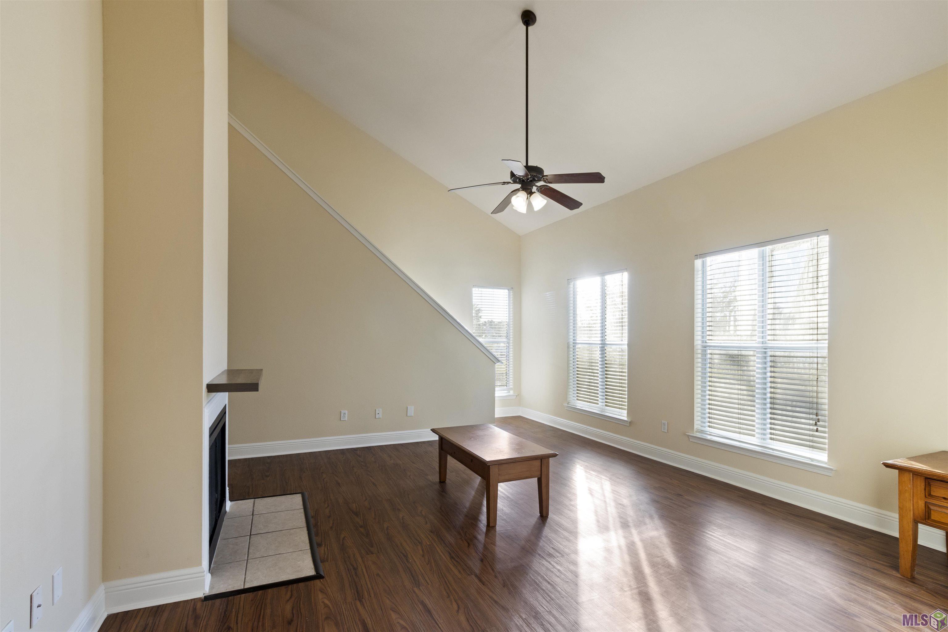 5167 Etta Street, Unit 9F Baton Rouge, LA 70820 - Photo 3 of 24 Gallery Image 3