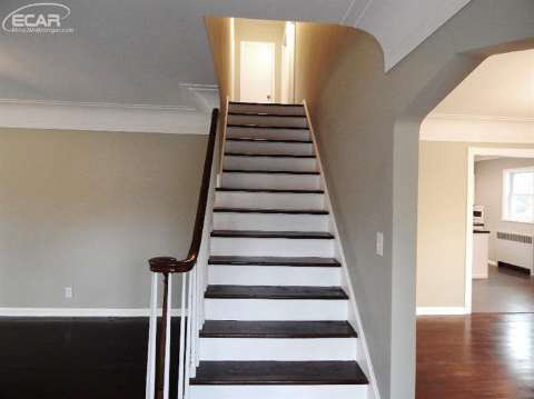 5510 East Potter Road Burton, MI 48509 - Photo 10 of 30 20426545-9.JPG