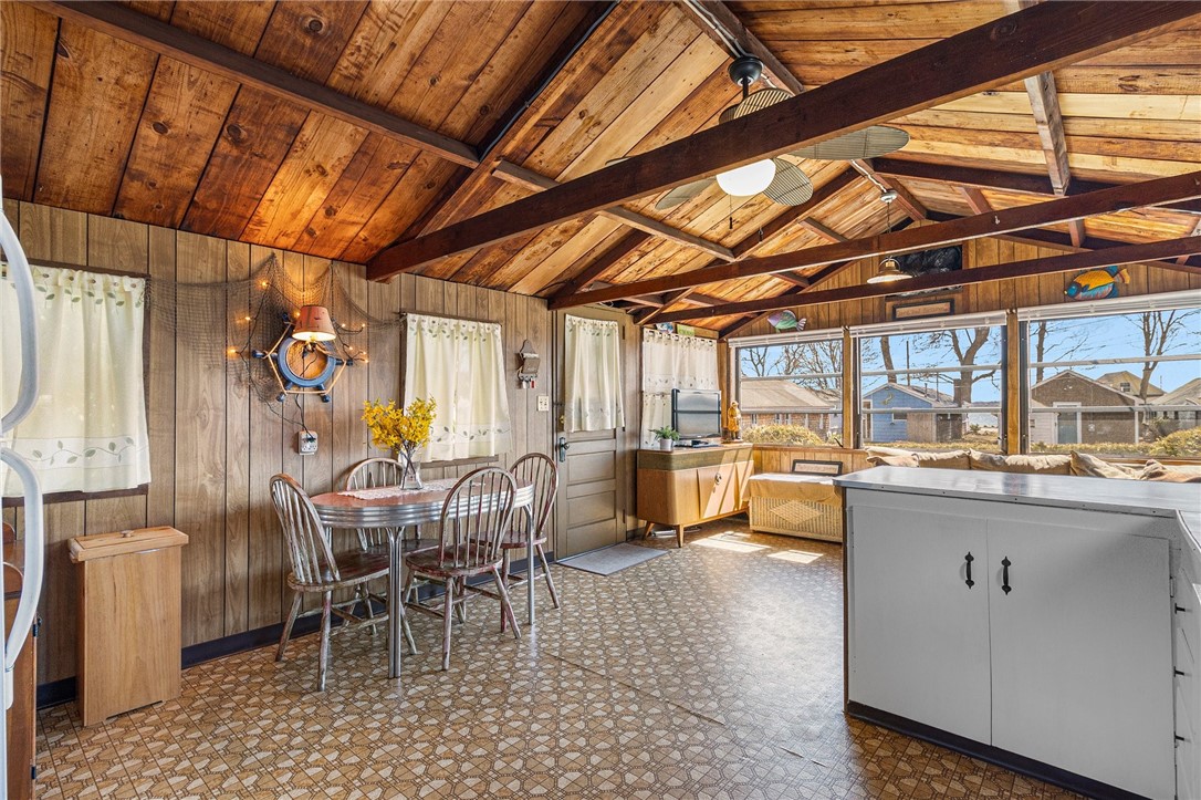 29 Andrew Comstock Road Warwick, RI 02886 - Photo 14 of 28