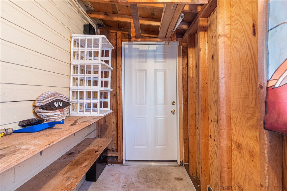 29 Andrew Comstock Road Warwick, RI 02886 - Photo 22 of 28