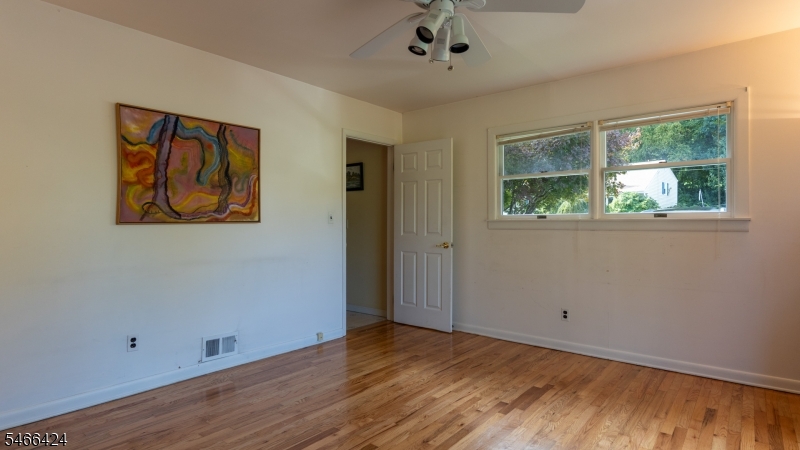 65 Parks Road Denville, NJ 07834 - Photo 14 of 42 Gallery Image 14